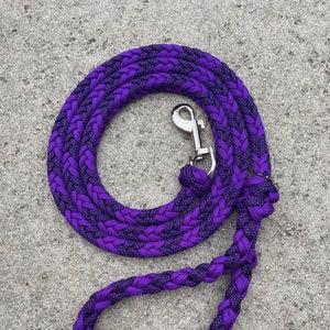 Purple Diamonds Paracord Leash, 4 Foot Leash, Dog Leash, Short Dog Leash, Paracord Leash, Purple Leash, Gift for Dog, Gift for Her