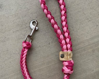 Pink Short Leash, 1.5 Foot Dog Leash, Leash, Paracord Dog Leash, Short Dog Leash, Pink Dog Leash, Short Leash, Gift for Dog, Gift for Her