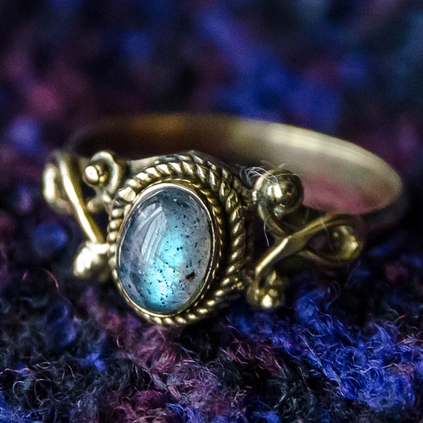 LABRADORITE BRASS RING midi knuckle stacking ring indian tribal ethnic simple pretty small boho chic bohemian rainbow moonstone BR16L