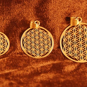 flower of life charm pendant brass antique gold tribal sacred geometry meditation yoga amulet BP01