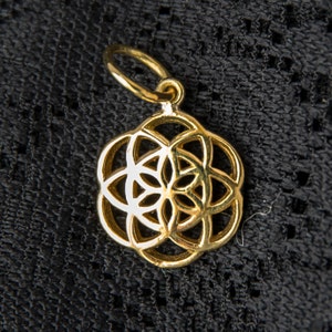 Small seed of life charm necklace pendant gold brass flower sacred geometry geometric spiritual boho indian yoga jewelry BP13