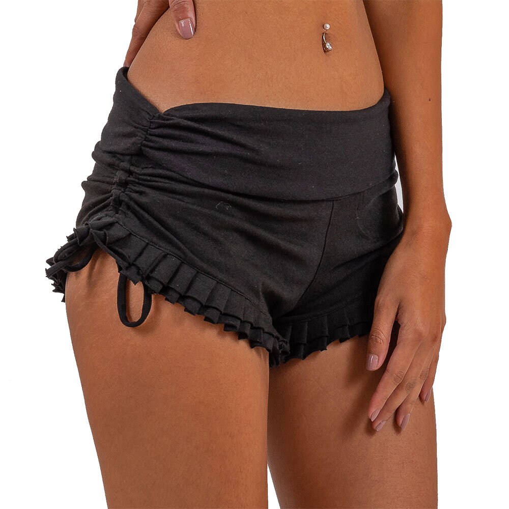 GLOWNY ♥ FRILL BOOTY SHORTS /追跡付 ❌