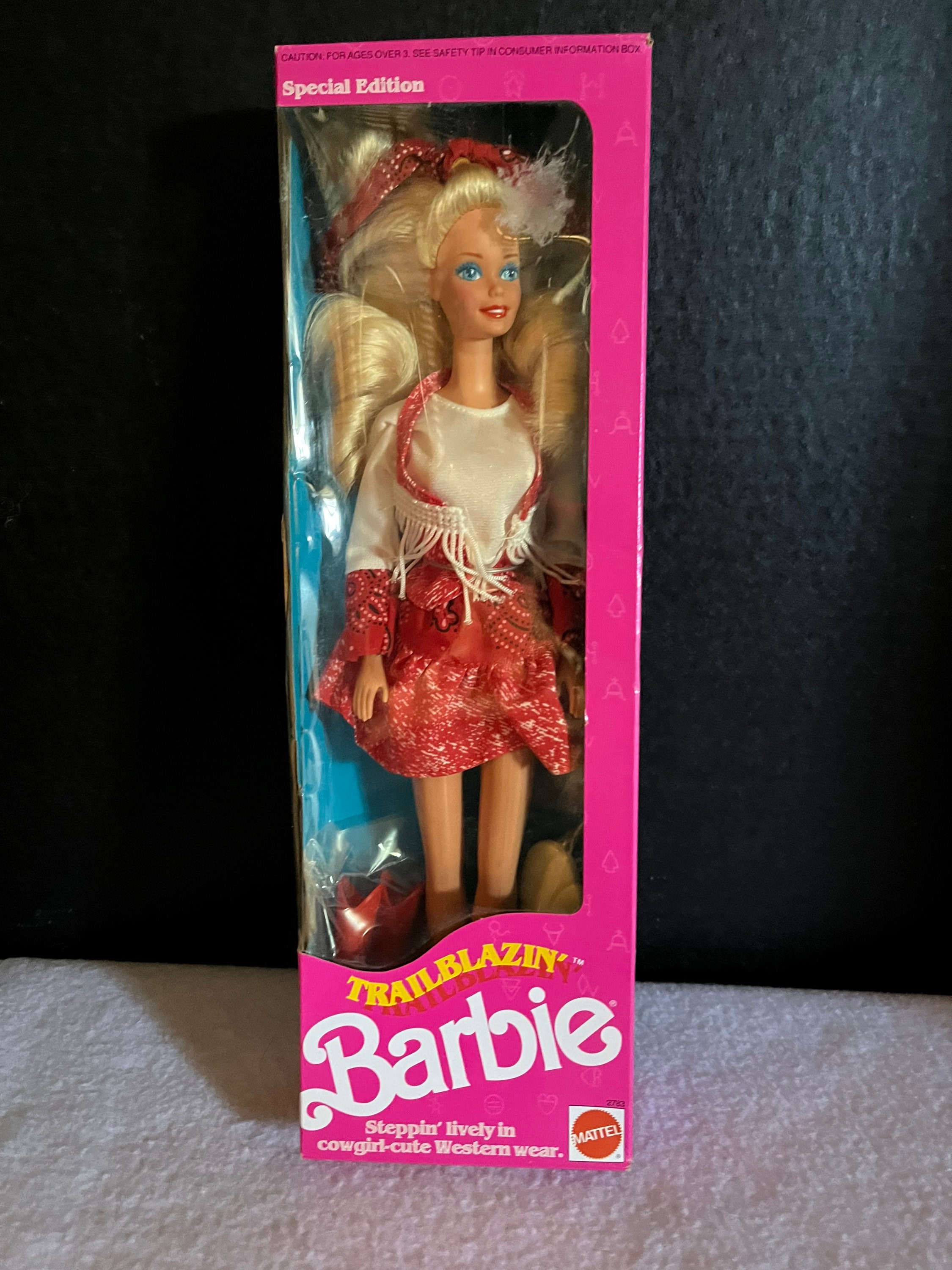 Conjunto Barbie Cowgirl c/ Chapéu e Brincos Filme 2023