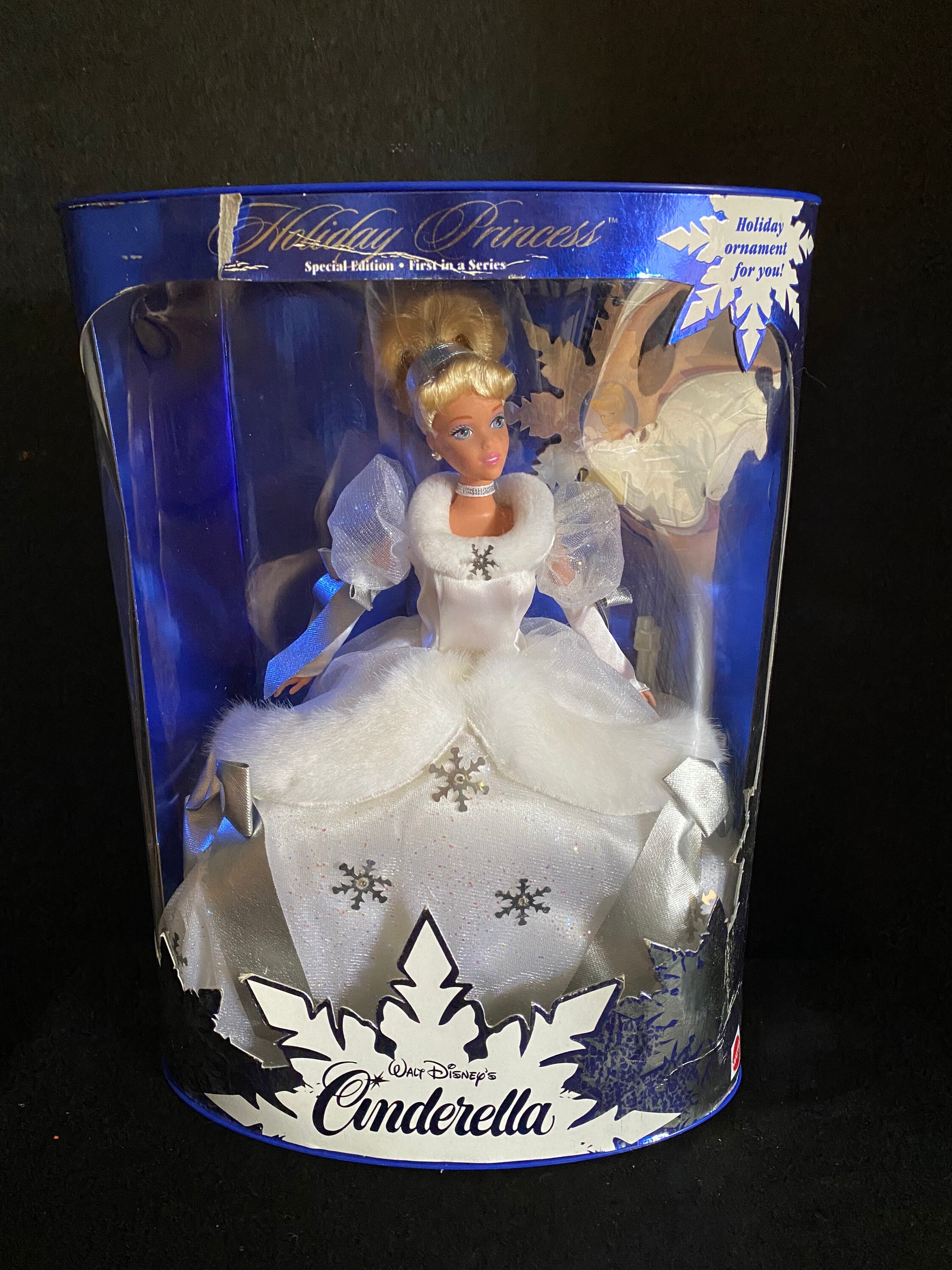 1996 Walt Disneys Cinderella Barbie -  Denmark