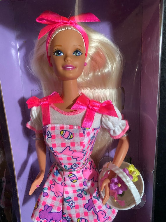 絶対的な信頼 Barbie Easter 1996 Doll Etsy - その他