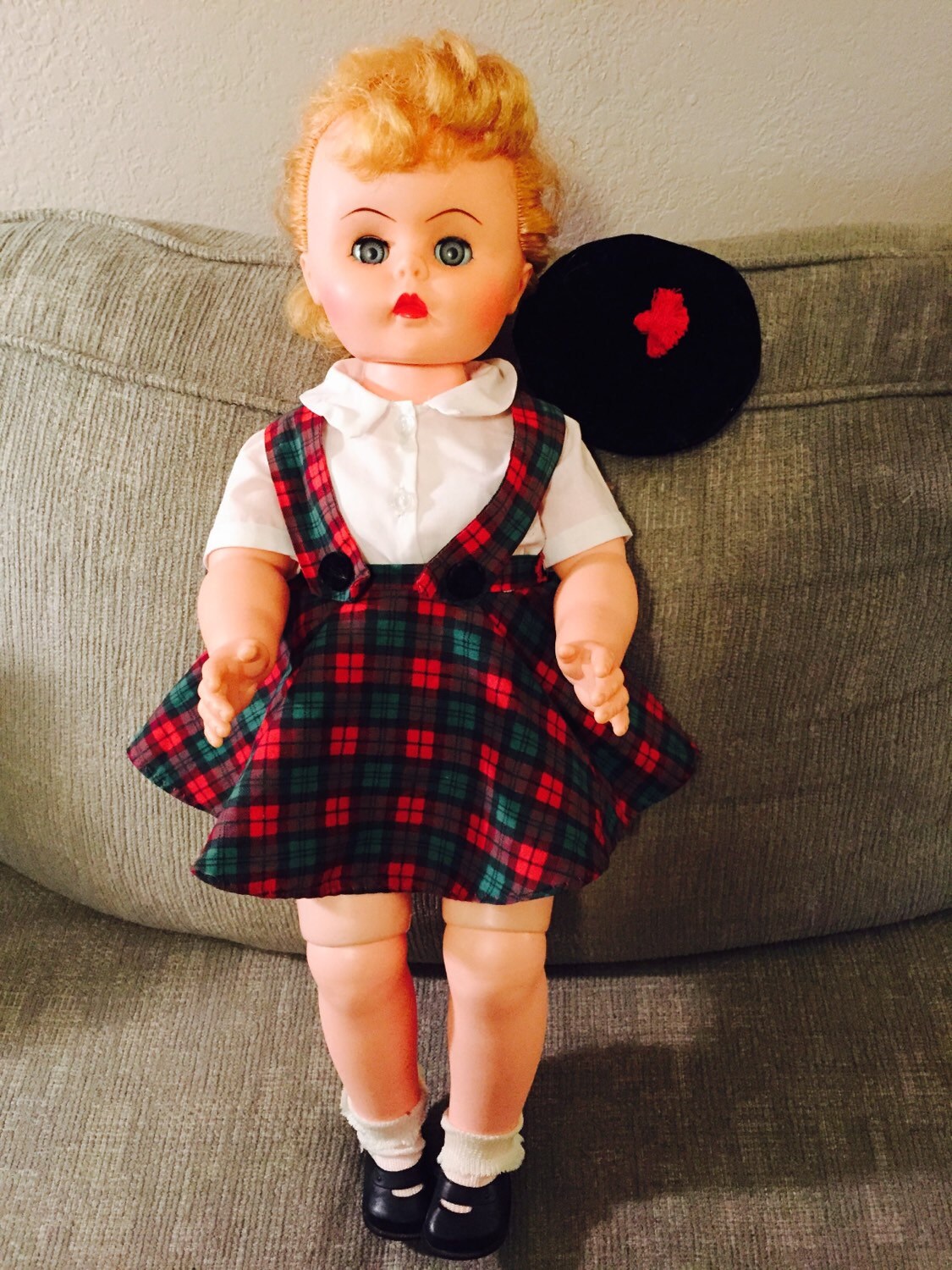 1962 Vintage All Original Deluxe Reading Suzy Smart Doll Complete