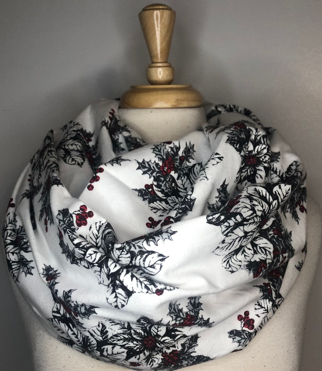 Poinsettia Christmas Infinity Scarf Loop Scarves Gift for - Etsy