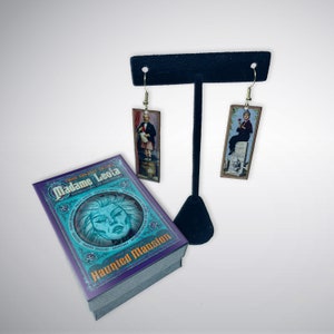 Haunted Mansion Stretching Portrait Earrings with Gift Box (from the Disney Theme Park Classic Attraction at Disneyland and Disney World)