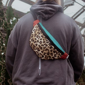 Bauchtasche Leo main image 1