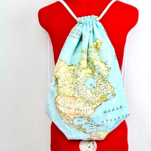 World Map Gym Bag hannisch image 2