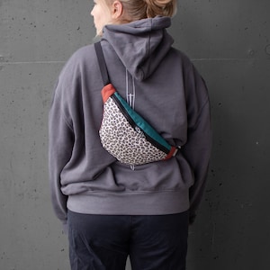 3 Colors Leo Linen & Canvas Bum Bag - hannisch
