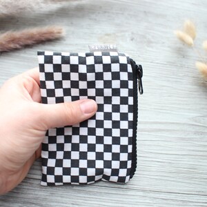 Cartera Pequeña Cuadros Negro Blanco - Hannisch imagen 2