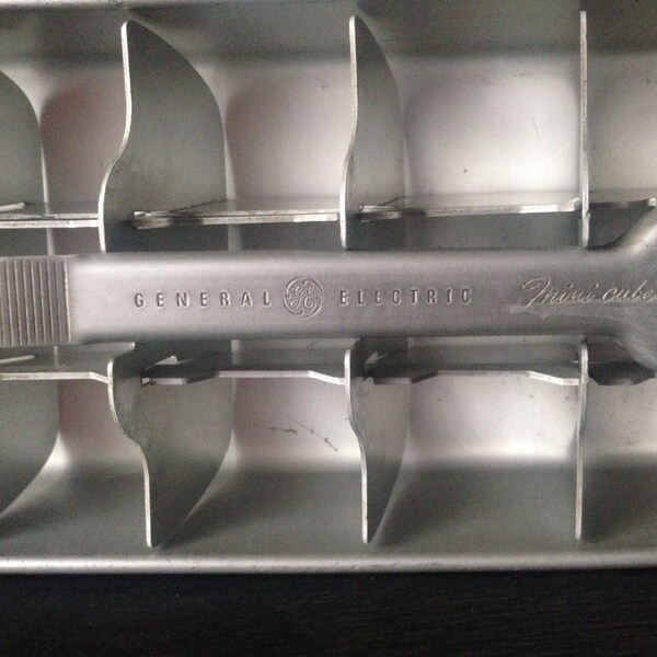 Vintage General Electric Ice Tray - Mid Century - Refrigerator - Kitchen Ware