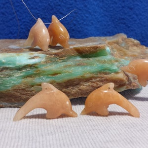 Peach Aventurine Hand Carved Dolphin Beads, Around 33mm x 20mm x 9mm Natural Untreated Peach Aventurine 4-6 Grams