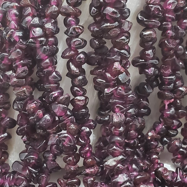 Kenyan Pyrope Garnet Chip Beads 32 Inch Strand 3mm to 5mm, Semi Precious Stones, Natural Deep Red African Gemstone Chip Spacer Beads