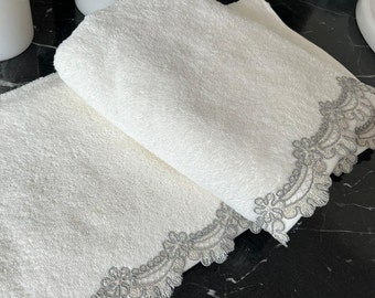 Ensemble de serviettes en dentelle Sara | Serviette décorative de luxe | Serviette brodée en dentelle | Ensemble de serviettes élégantes | Serviette décorative élégante | Serviette blanche | 2 pièces