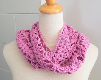 Hand Crocheted Fan Centred Scarf