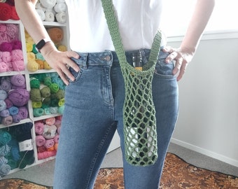 Hand Crocheted Wine Bottle Crossbody Bag | Wedding Gift | Baby Shower | Bridesmaid Gifts | Wine Gift Bag | Christmas Wine Bag | Wine Totes