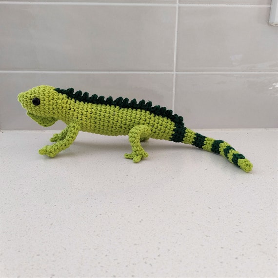 Hand Crocheted Lizzy the  Lizard  | Lizard Lover Gift | Sensory Toys Adult | Desk Toy | Lizard Toy For Teens | Articulated  Dragon