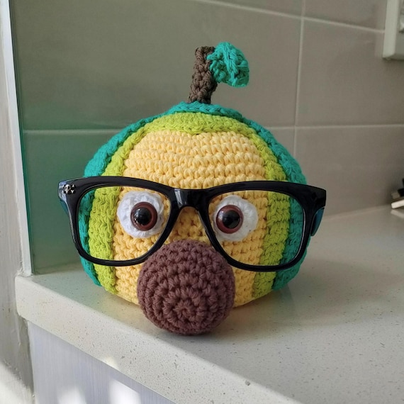 Hand Crocheted Avocado Glasses Holder - 1 in Stock, Cute Eyeglass Stand, Kids Desk Organizer, Fun Gift for Girls, Crochet Glasses Holder