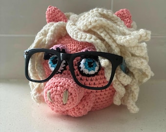Handmade Crochet Miss Piggy Glasses Holder: Muppet Desk Decor - 1 in stock