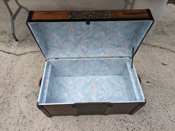 未使用　NALUTO TRUNK Everyday Everone Long Reduced 100 Dollars Trunk 179 Metal and Wood Dome Top