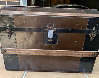 187 Reduced 100 dollars Trunk 187 Antique Refurbished Trunk