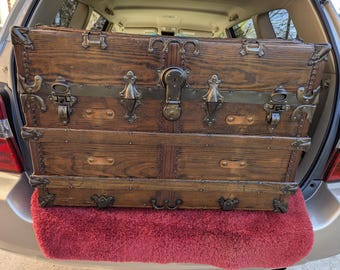 194 Reduced 100 Dollars Trunk No. 194 Antique Refurbished Wooden Trunk