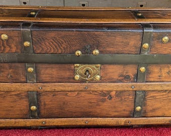 191 Reduced 100 dollars Trunk 191 Antique Refurbished Original Trunk