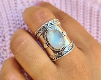 Genuine Moonstone Ring, Moonstone Silver Ring, Handmade Moonstone Ring, Moonstone Ring, Boho Ring, Moon Stone Ring, Rainbow Moon stone Ring