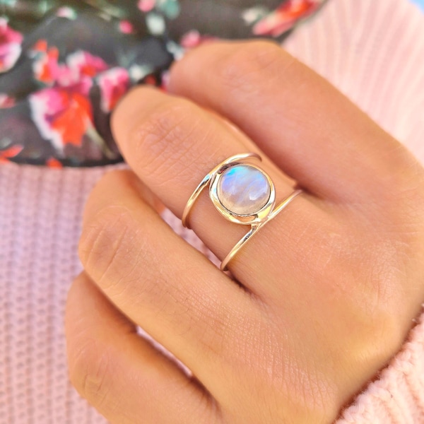 Genuine Moonstone Ring, Moonstone Silver Ring, Moon stone Ring, Rainbow Moonstone Ring, Boho Ring, Mother's Day Gift, Statement Ring