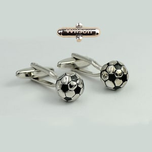 Customized cufflinks, football cufflinks, football players&#39; cufflinks, football fans&#39; cufflinks, men&#39;s and women&#39;s football shoes&#39; cufflinks