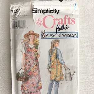 Simplicity Crafts UNCUT Pattern 7481 Size S, M, L, XL, Eur 36-50, Fr 38-52, Daisy Kingdom, Misses Apron in 2 Lengths