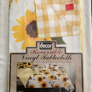NWT Vintage Sunflower Tablecloth, Vinyl, Reversible, 52 x 52, Square, Yellow Checkered