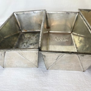 Bake King Mini Folded Metal Loaf Pan, Rustic, King of Bakeware, 5 Inches Long, Listing is for ONE