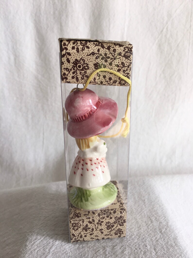 Vintage 1975 Schmid Ornament Rosalind Welcher Panda Prints Keep a Song in Your Heart