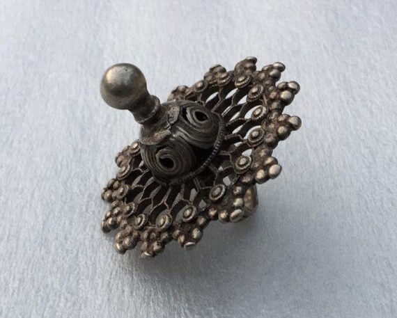 Tribal antique swat valley silver ring