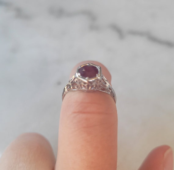 Round Ruby Vintage Ring - image 5