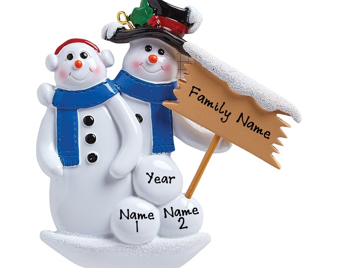 Snowman Ornament - Couple Christmas Ornamen - Couple Building a Snowman, Newlywed Couple Ornament, Personalized Gift For Just Married Couple