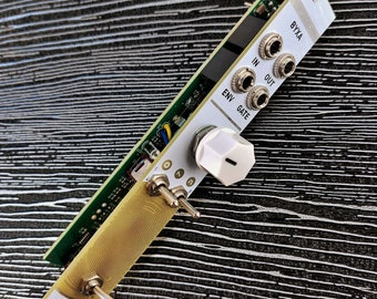 BYXA White (Mutable Instruments Ears バリアント) / Sylph Modular