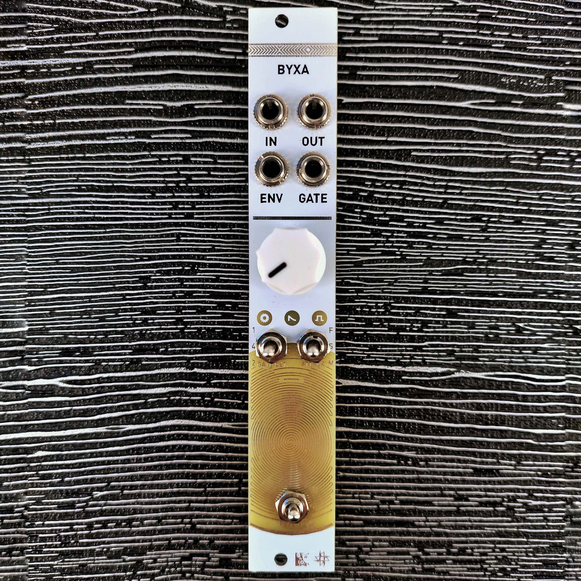 BYXA White (Mutable Instruments Ears バリアント) / Sylph Modular