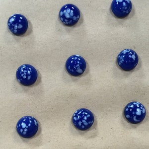 24 small glass buttons, blue with white splash, 1920/30, 8.5mm. Antique small Czechoslovakian Glass Buttons, blue with splash of white