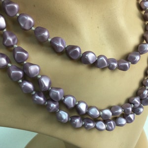 Necklace 3 rows, glass beads, pastel purple. Old.  Vintage purple glass bead necklace, 1950&#39;s. 3 strands