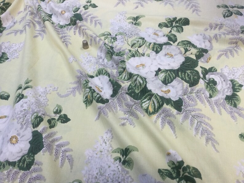 Printed With White Roses Old Vintage English Print Floral Fabric Lilac In Fine Mercerized Cotton 2m26x1m16 English Fabric Weaving Art Collectibles Jewellerymilad Com