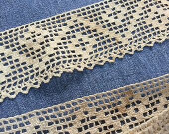 JOLIE ET FINE DENTELLE ANCIENNE 3m