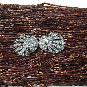 Boucles de ceinture, argentée avec des strass en verre effet diamants, style début 20ème s. Antique style diamante buckle. image 8