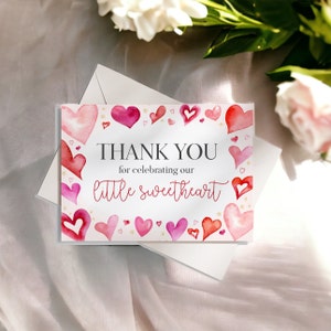 Una pequeña tarjeta de agradecimiento con un corazón para imprimir, descarga instantánea, cumpleaños de niña de invierno de febrero o baby shower, tema de un pequeño corazón de San Valentín