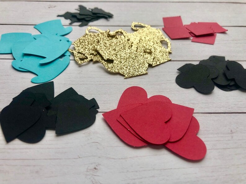 Wonderland themed confetti 140CT