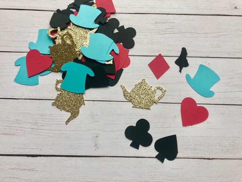 Wonderland themed confetti 140CT
