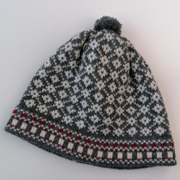 Chapeau en laine tricotée Fair Isle, joli style nordique, inspiré des cardigans Kihnu troi